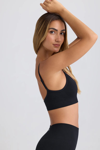 Super Sculpt Seamless Scoop-Back Sports Bra in Black