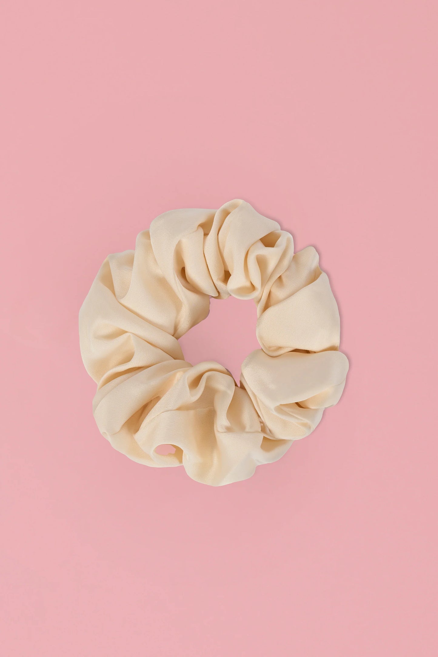 Oversized Scrunchie in Ivory