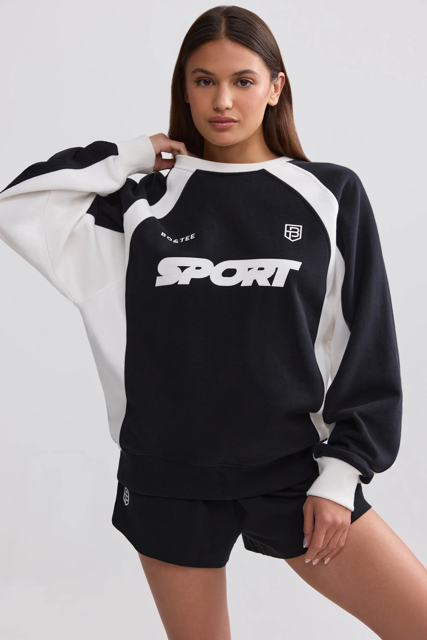 Oversized Colourblock Sweatshirt in Black