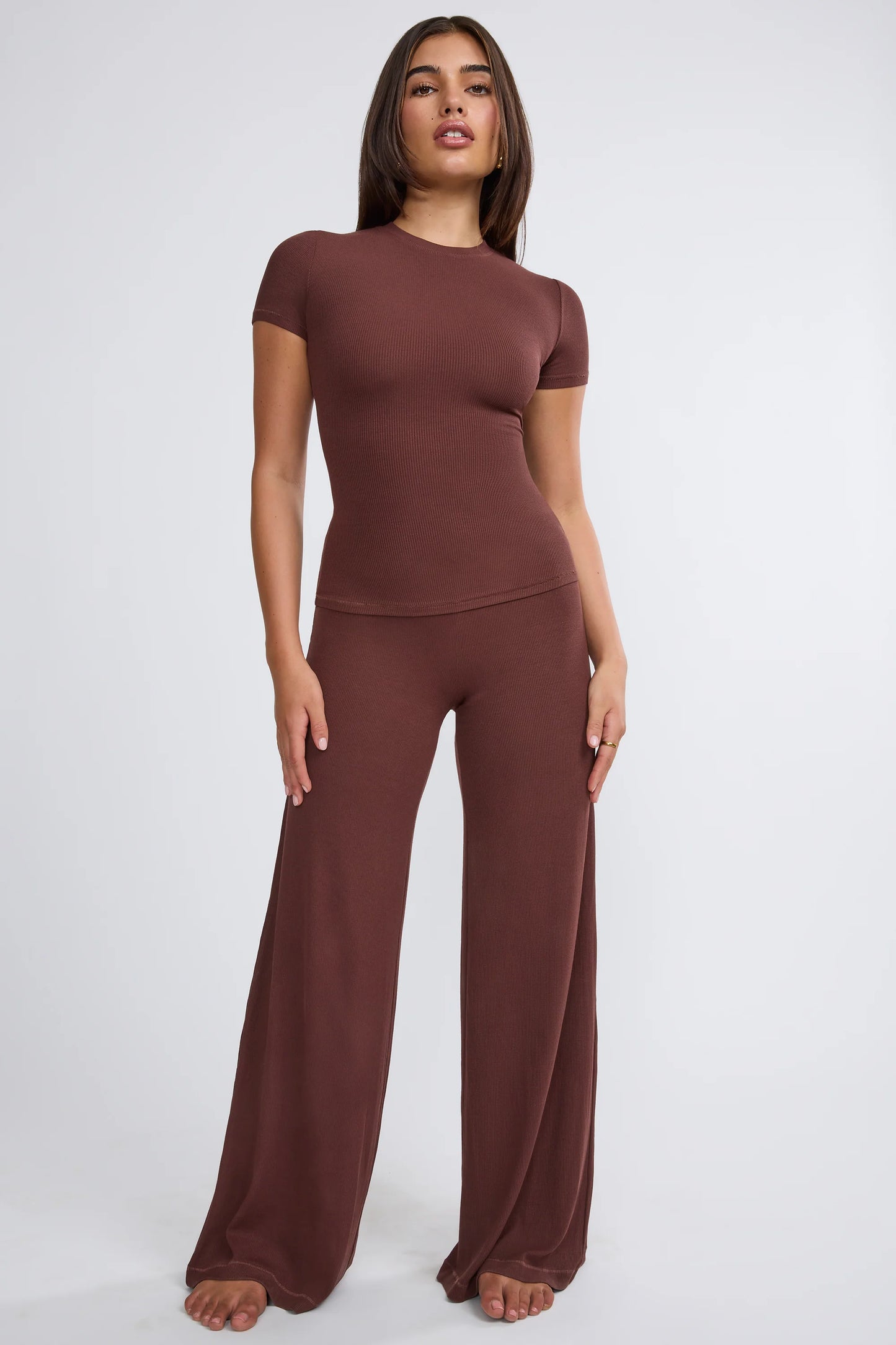 Petite Mid Rise Wide Leg Trouser in Chocolate