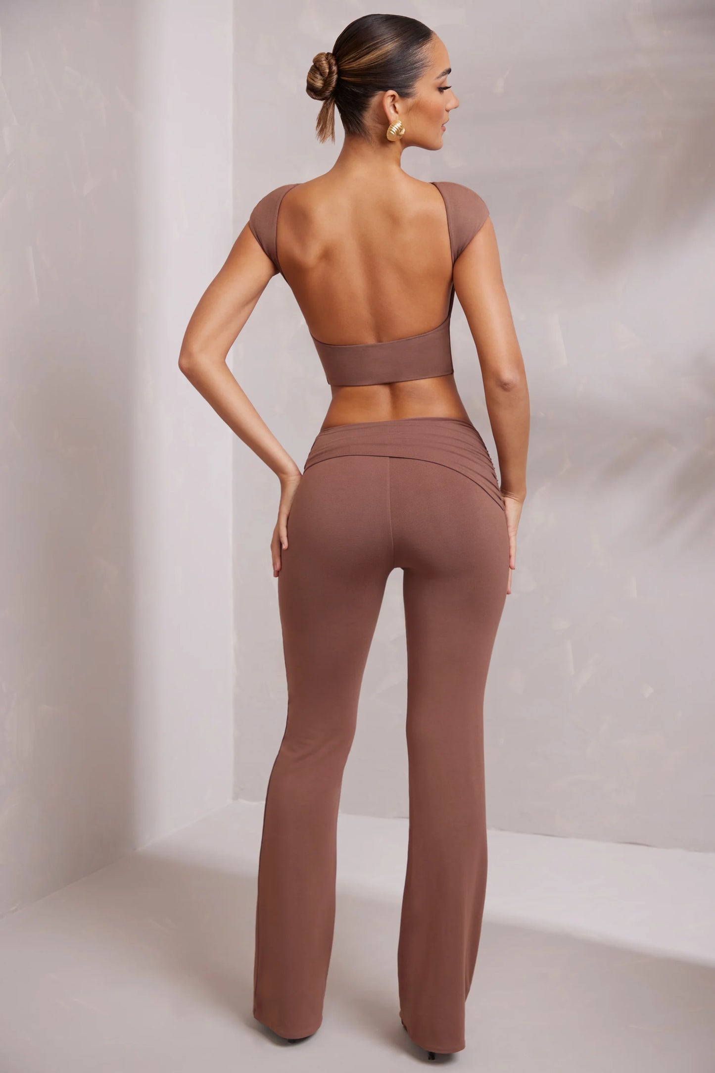 Cap Sleeve Open Back Crop Top in Brown