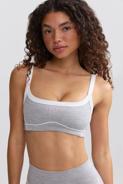 Soft Active Contrast-Trim Sports Bra in Ice Grey