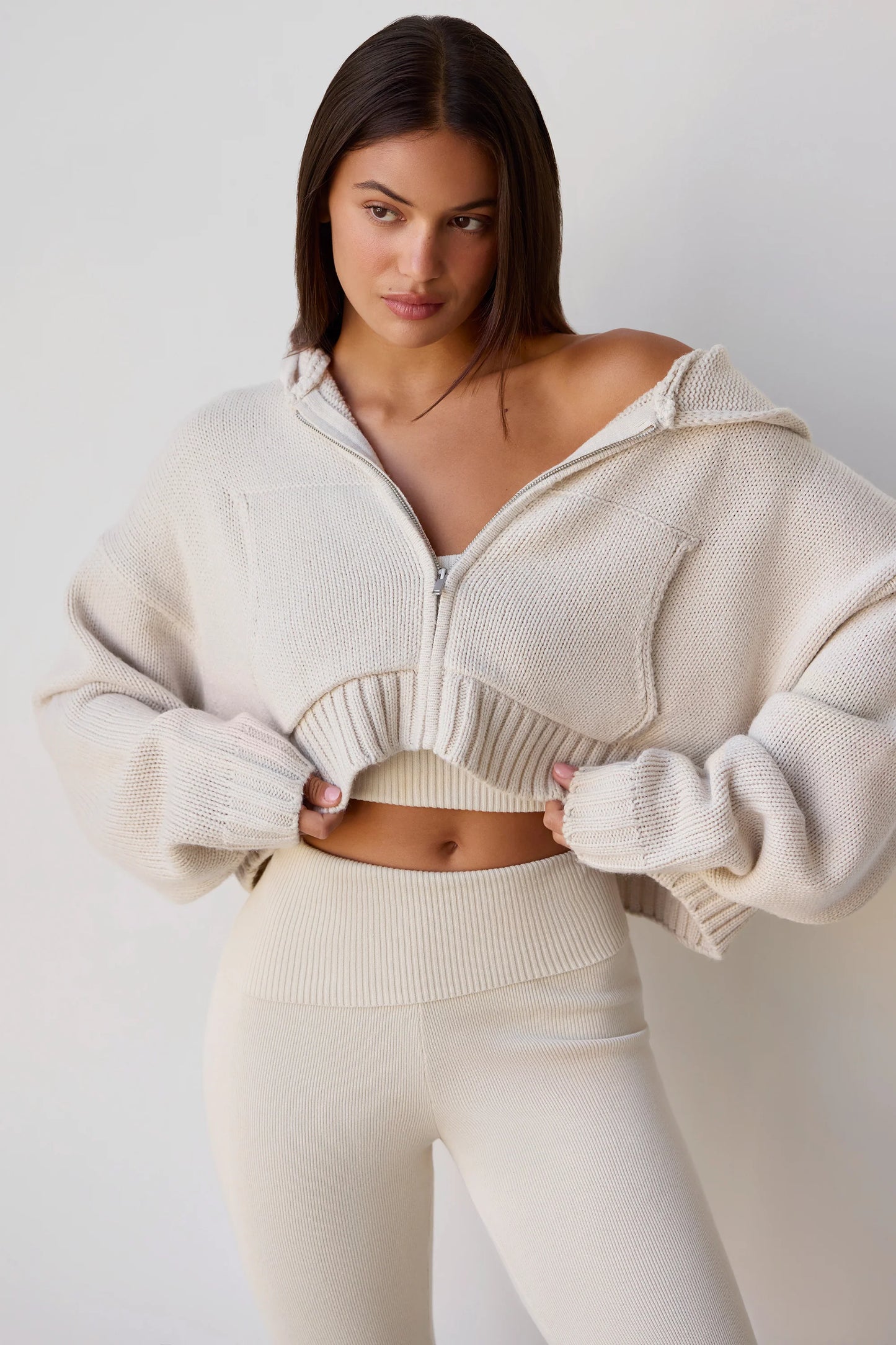 Cropped Zip-Up Chunky Knit Hoodie in Cream