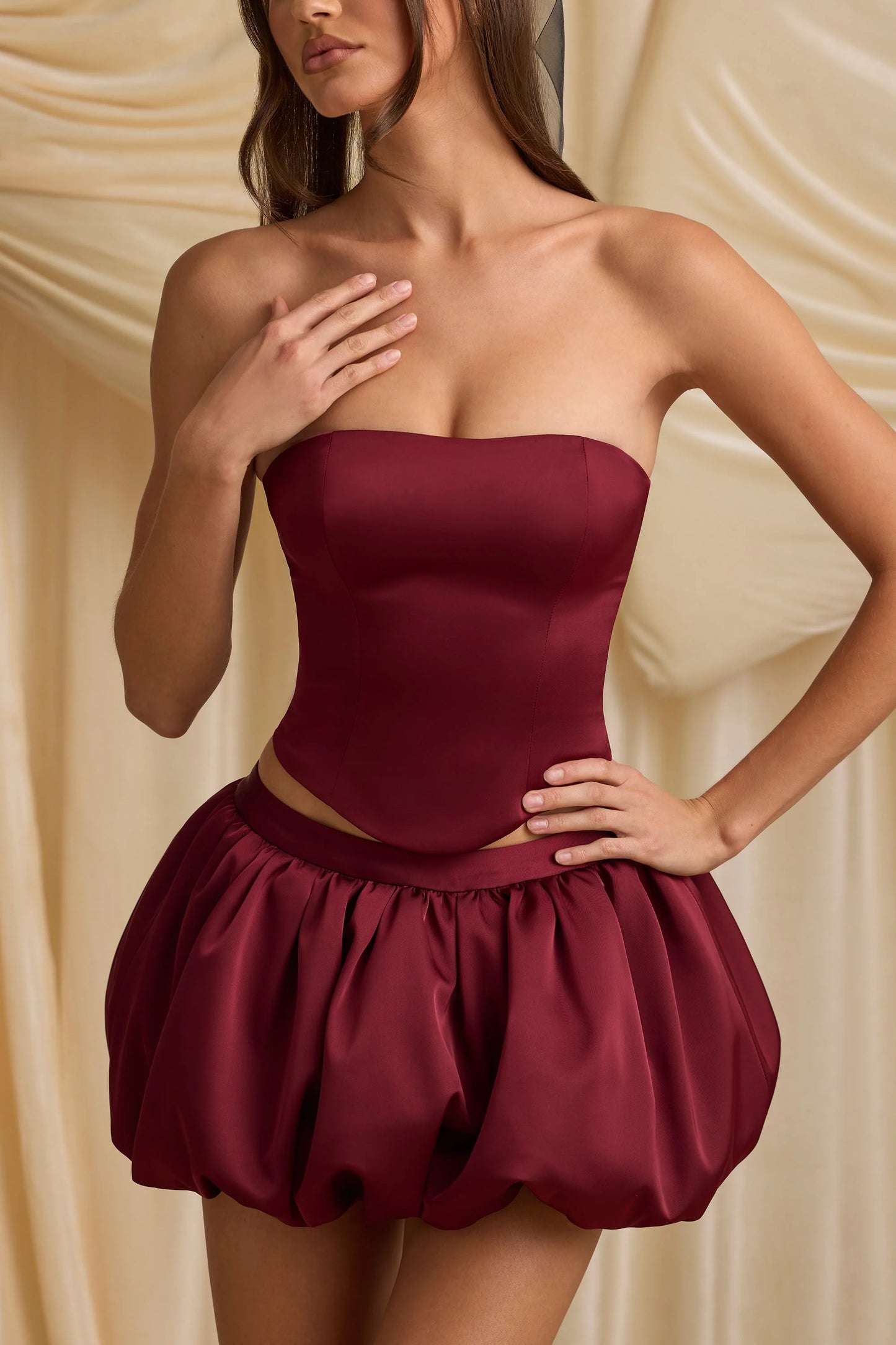 Bubble Hem Mid-Rise Mini Skirt in Wine Red