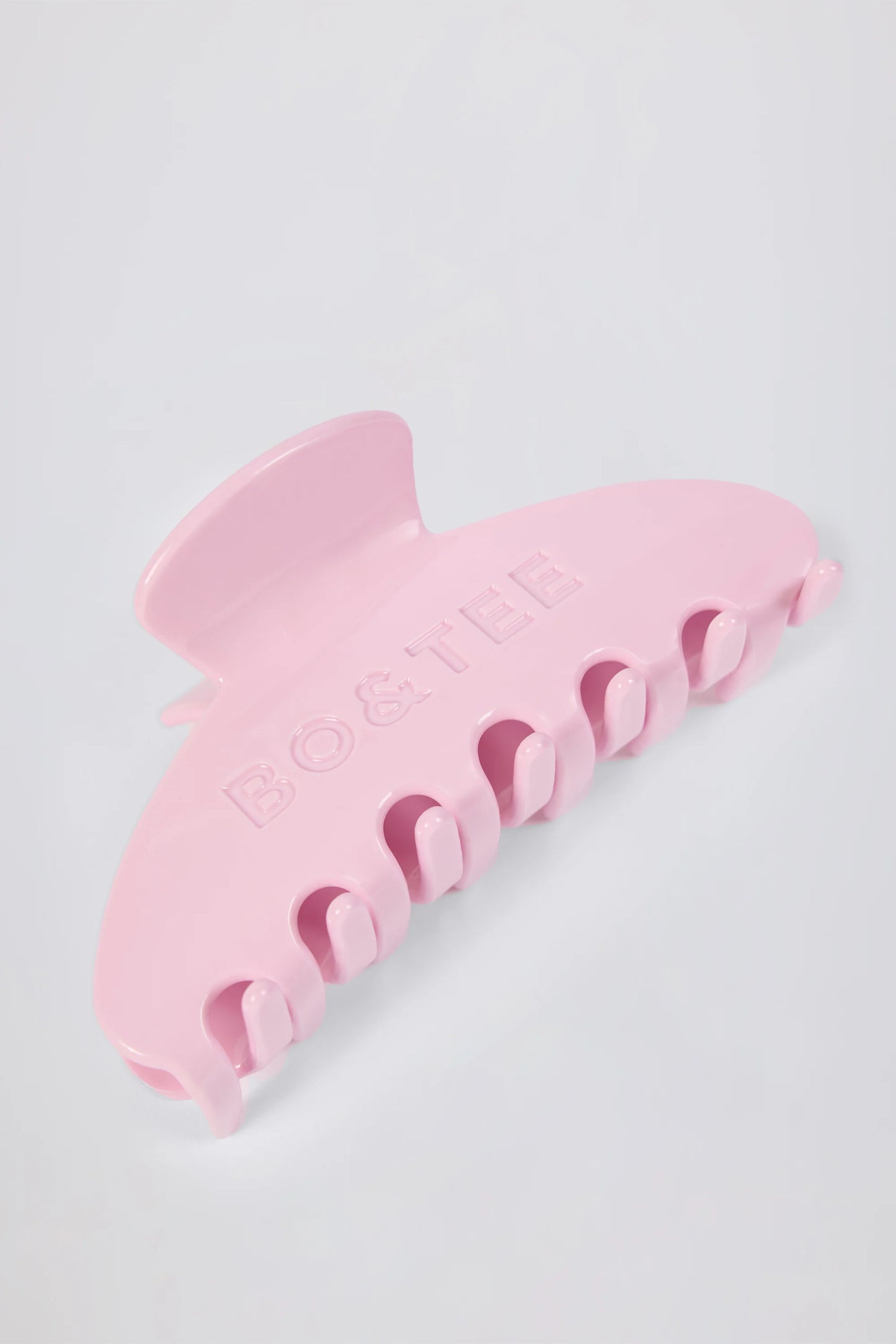 Medium Claw Clip in Soft Pink