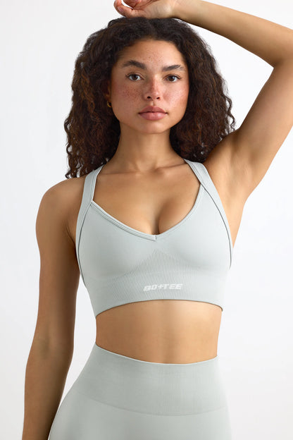 Super Sculpt Seamless Cross Back Sports Bra in Fog