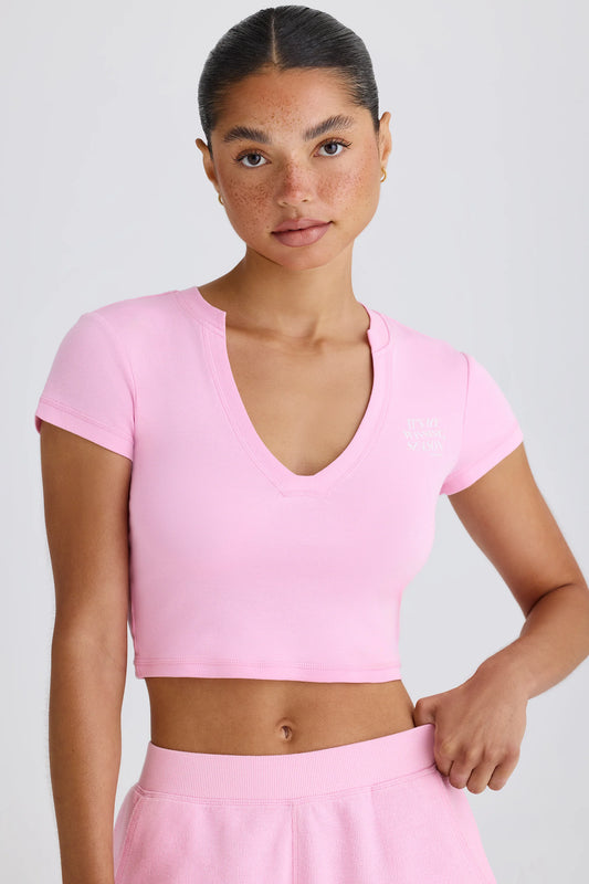 Graphic-Print Cropped T-Shirt in Bubblegum Pink