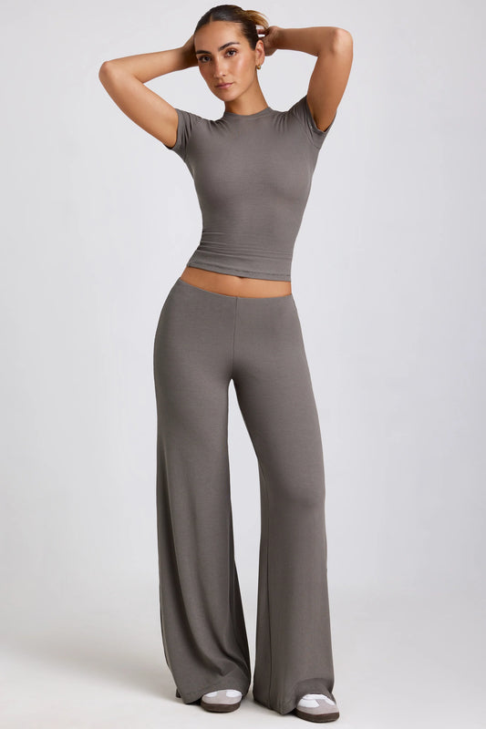 Petite Mid Rise Wide Leg Trouser in Grey