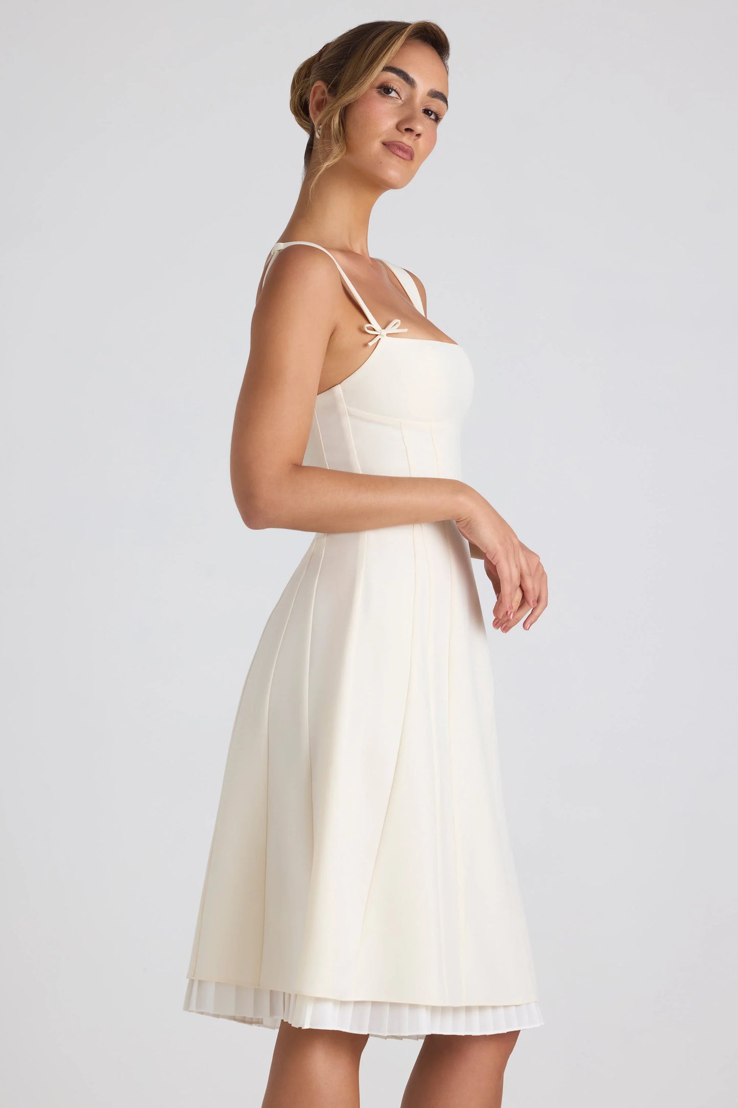 Bow-Detail Pleated A-Line Midi Dress in Ivory